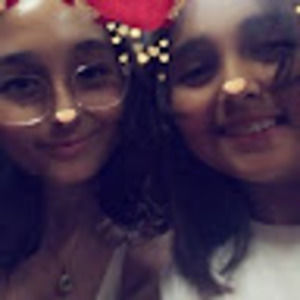 Meet your Posher, Elana